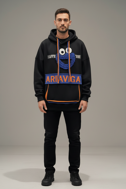 ARIAVIGA Graphic Hoodie - Black